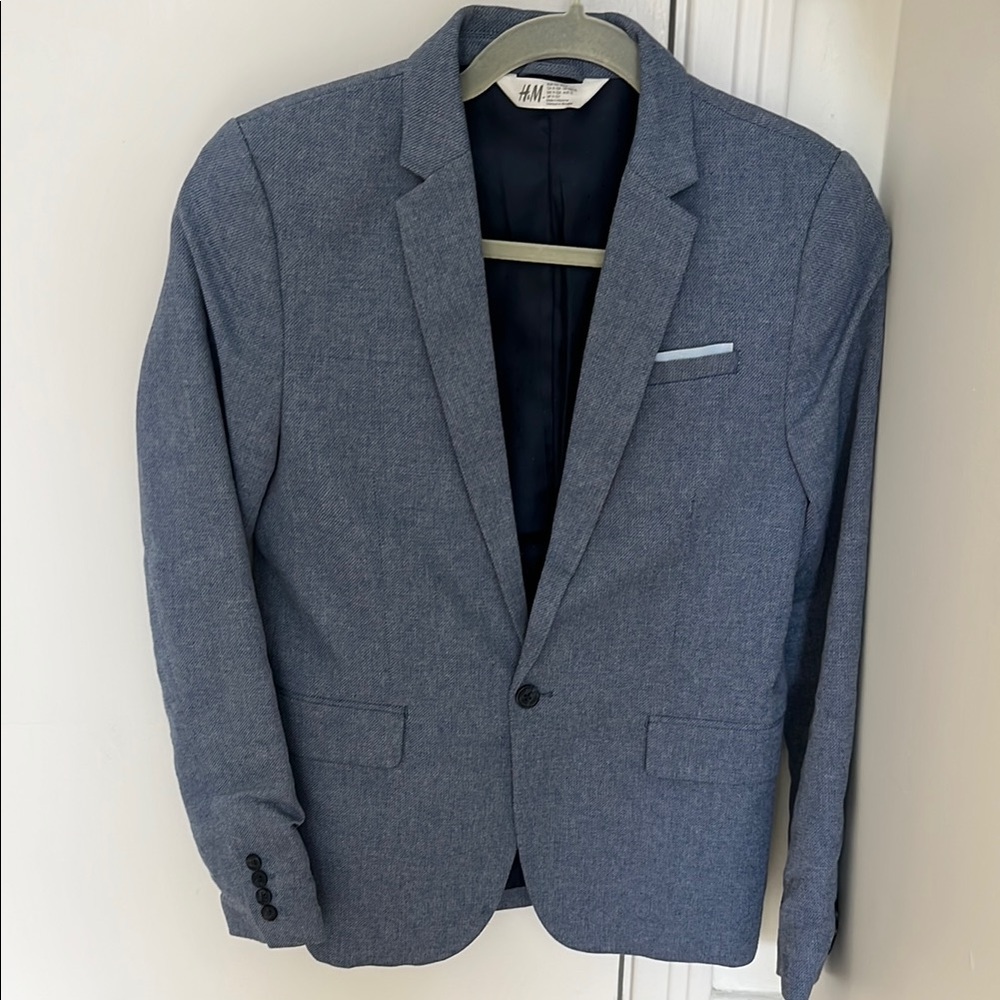 EUC Boys H&M light blue blazer.